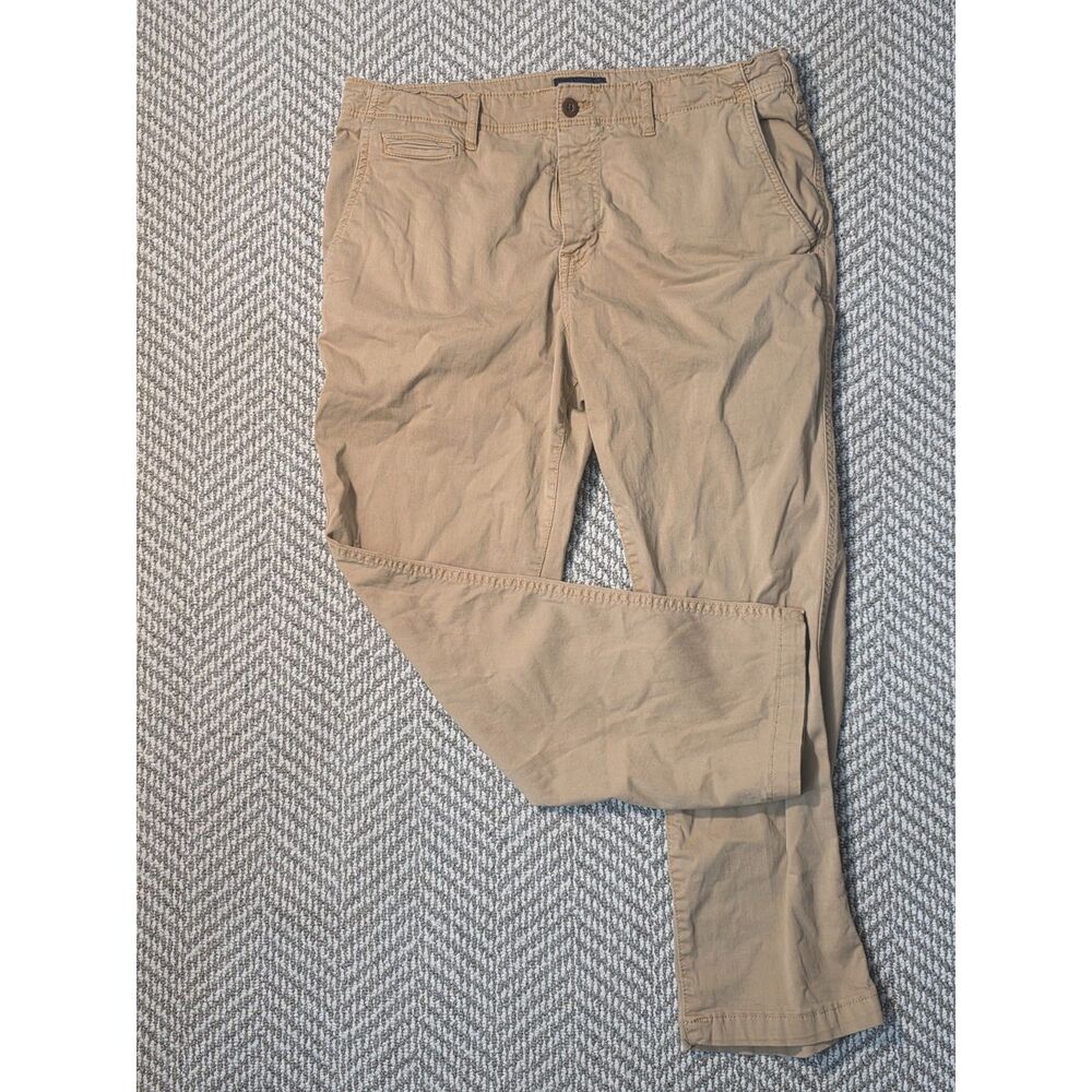 American Eagle Men's 36x30 Khaki Extreme Flex Cotton Stretch Chino Pants
